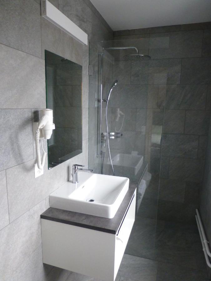 Tschierv Hotel Suesom Give מראה חיצוני תמונה